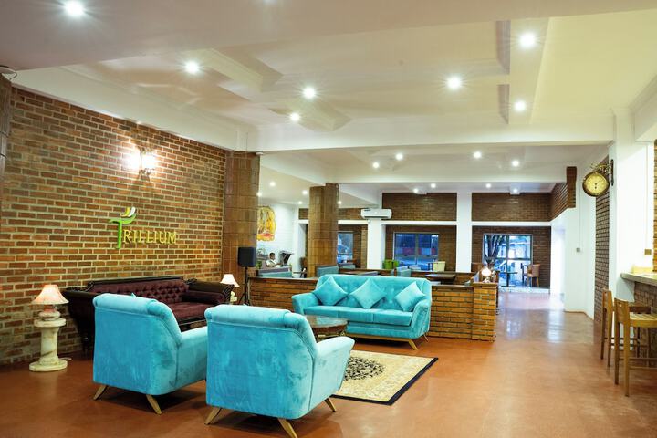 Hotel Interior 4 of 40