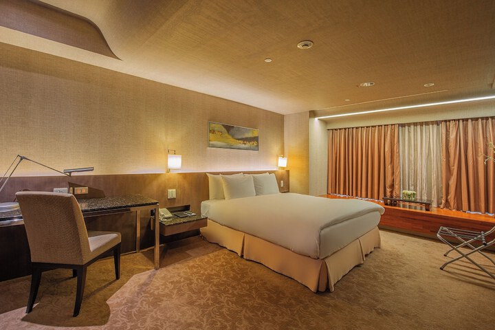 Room 46 of 137