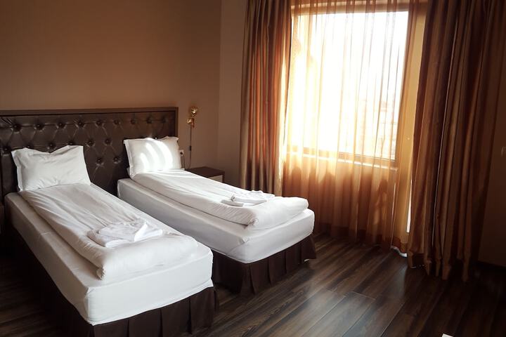 Room 16 of 57