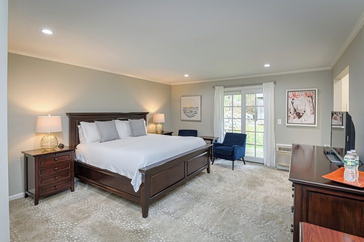 Room 21 of 42