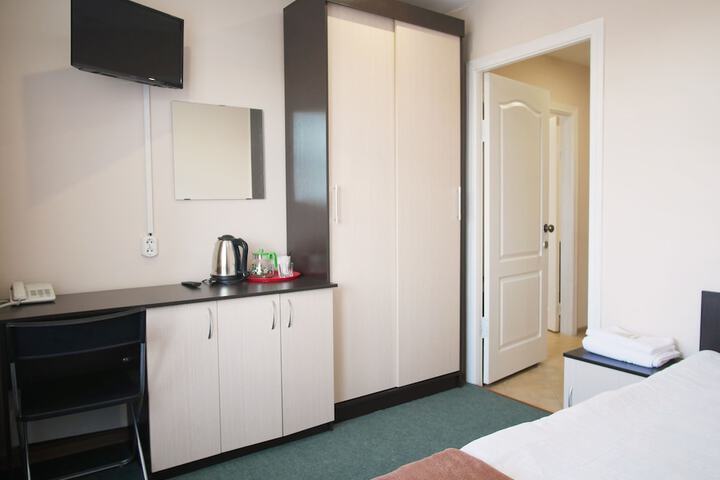 Room 11 of 49