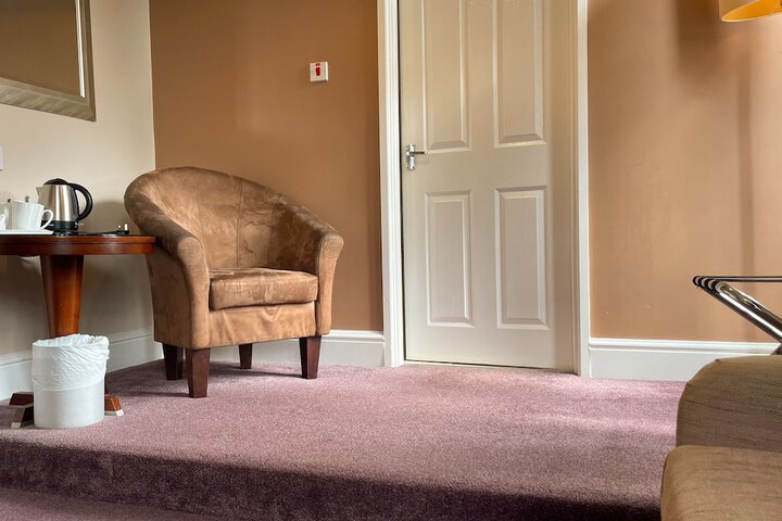 Room 20 of 65