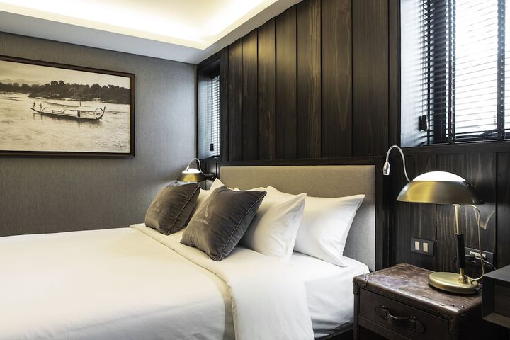 Room 16 of 61