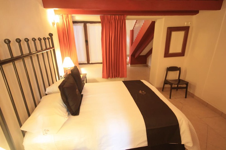 Room 20 of 40