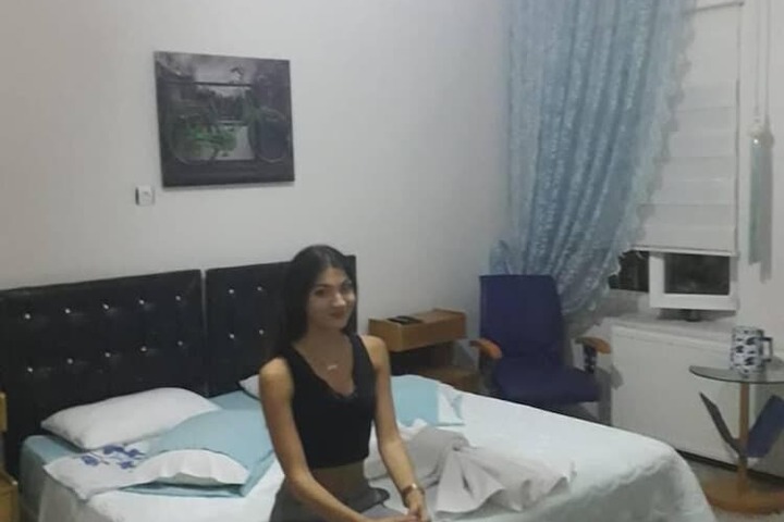 Room 26 of 185