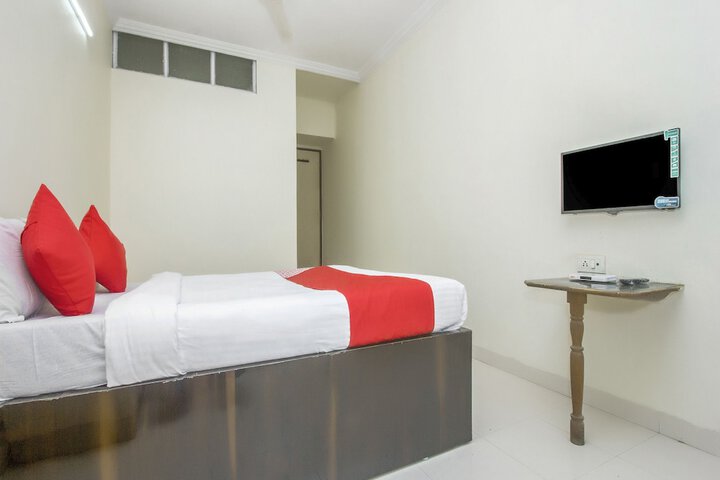 Room 17 of 24
