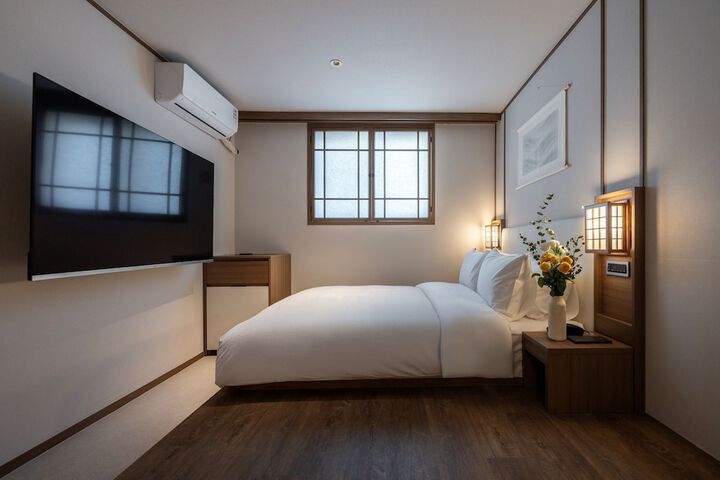 Room 18 of 51