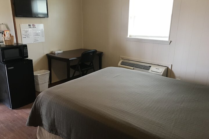 Room 6 of 22