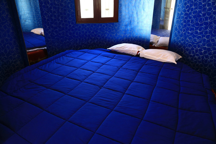 Room 5 of 17