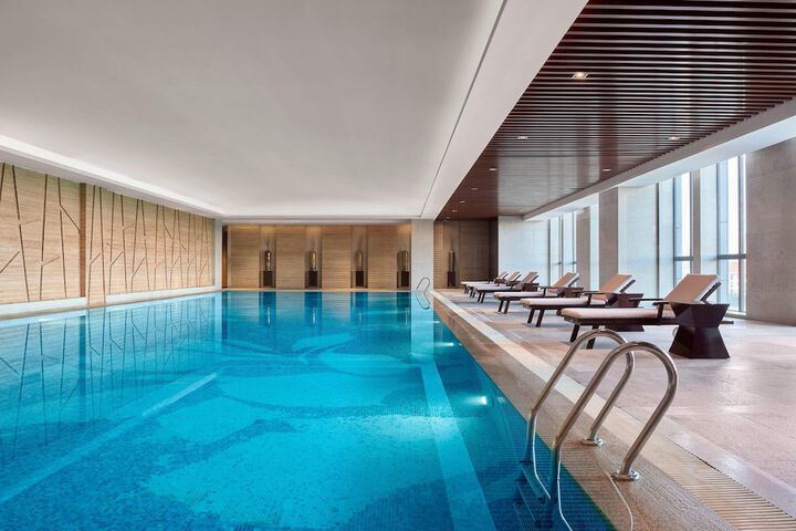 Hotel with Pool