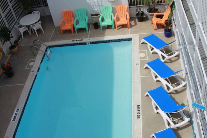Pool 23 of 37