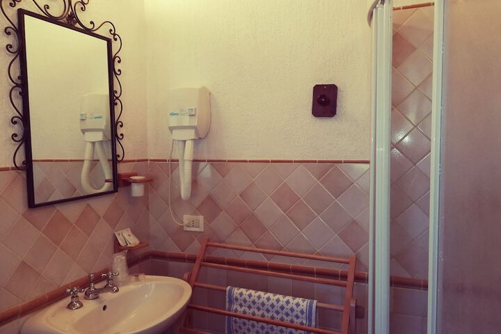 Room 97 of 100