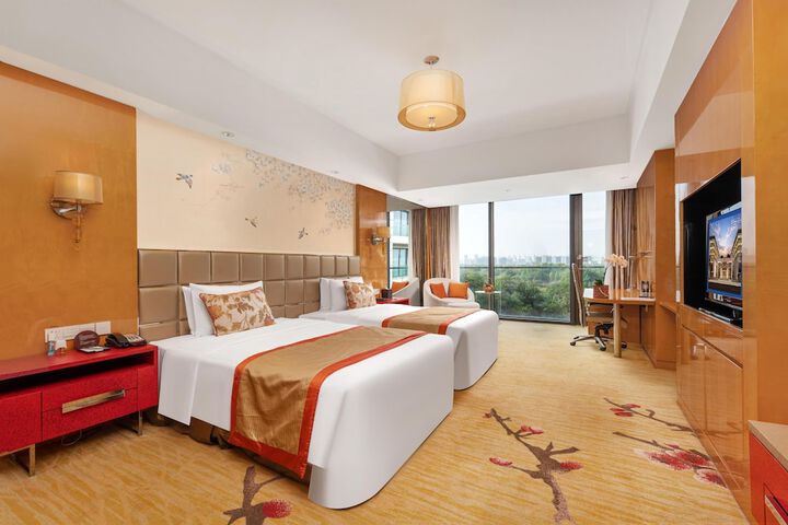 Room 6 of 39