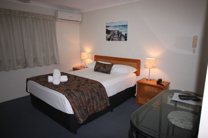 Room 13 of 71