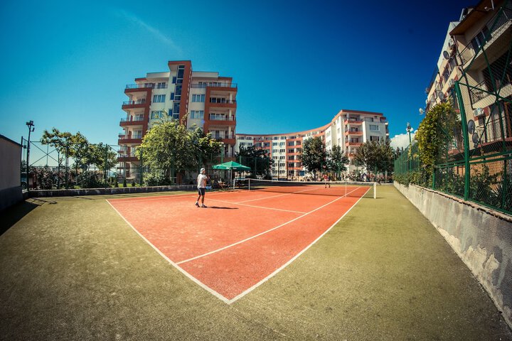 Tennis court