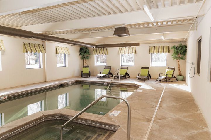 Pool 18 of 46