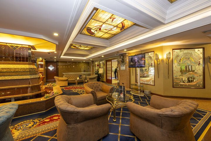 Guest Lobby