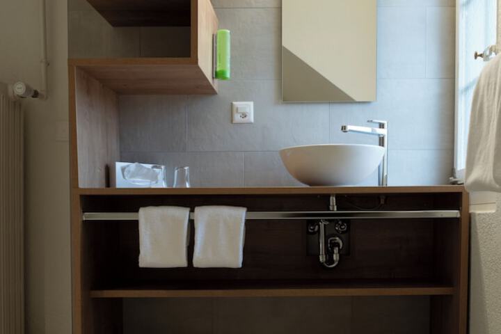 Room 14 of 67