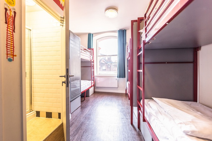 Room 13 of 45
