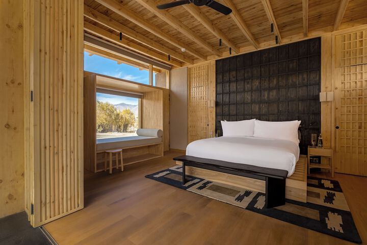 Room 7 of 28