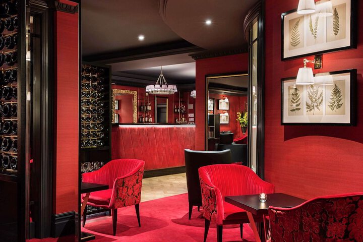 Lounge 89 of 109