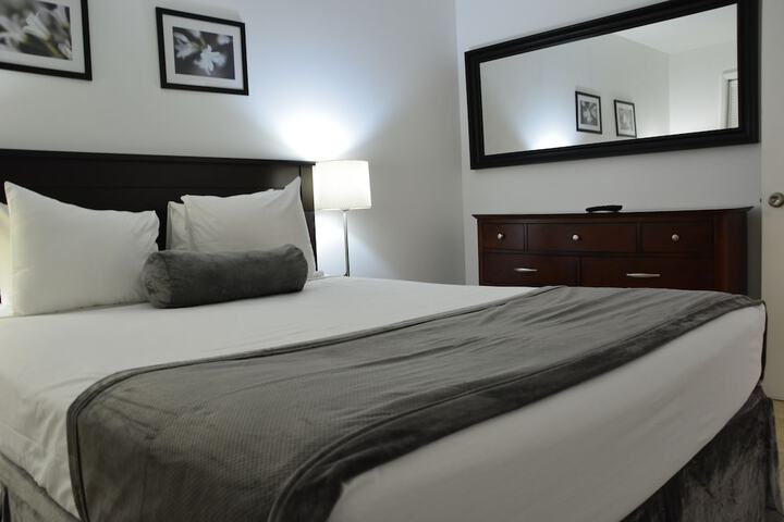 Room 53 of 120