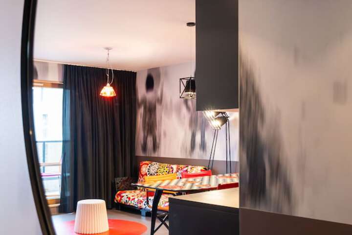 Room 63 of 173