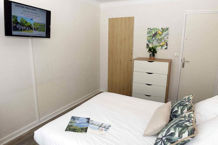 Room 53 of 113