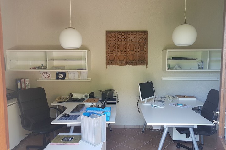 Business Center 41 of 57