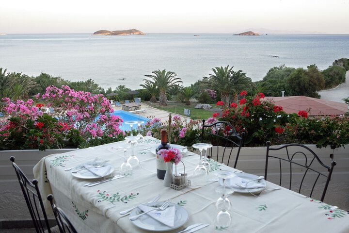 Dining 59 of 68