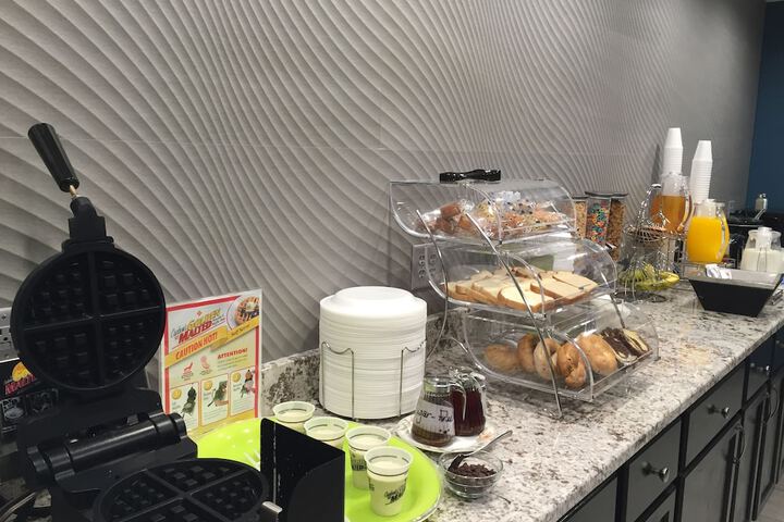Breakfast buffet