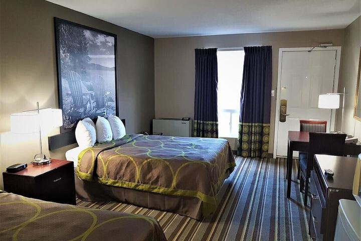 Standard Double Bed (5 of 8)