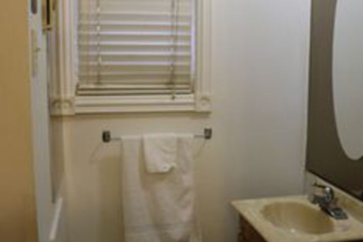 Room 4 of 54