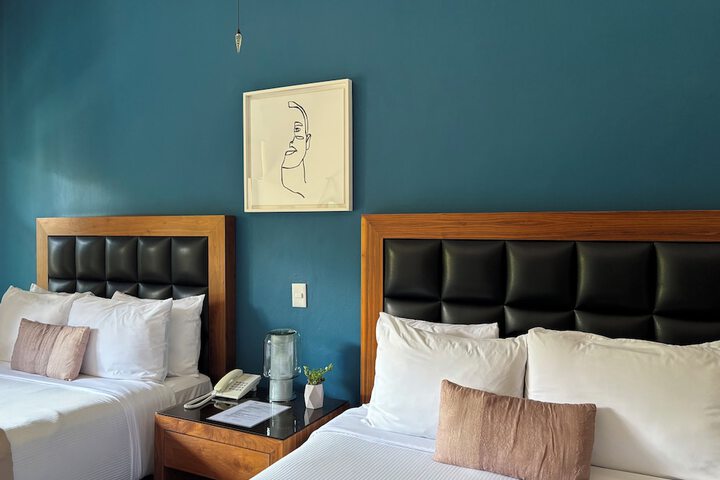 Room 44 of 137