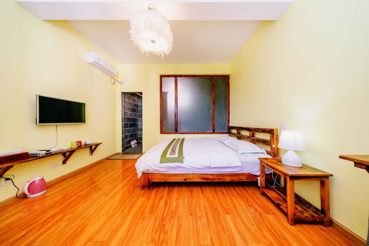 Room 21 of 30