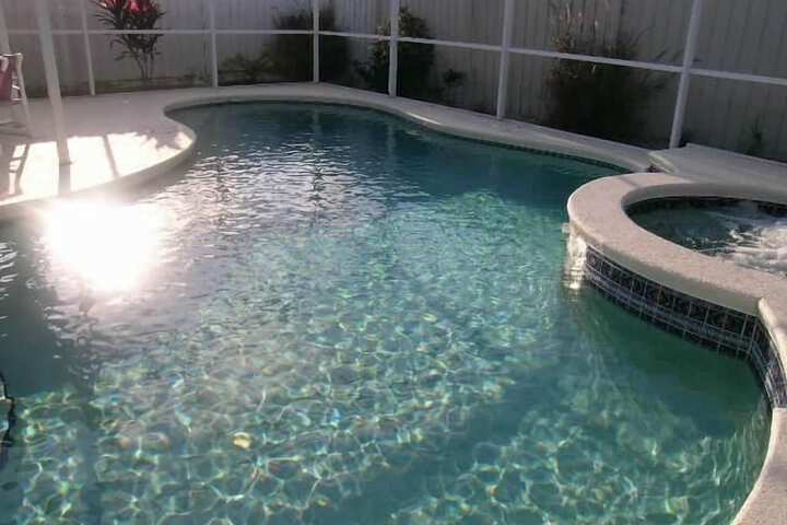 Pool 21 of 37