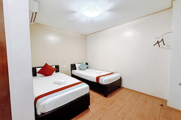 Room 30 of 60