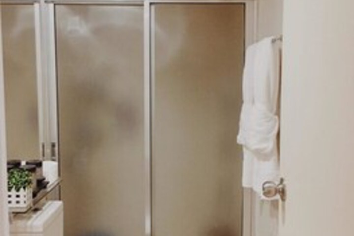 Room 4 of 37