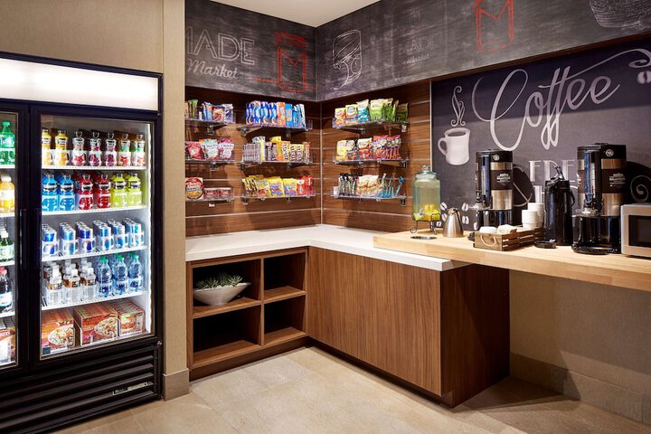 Snack bar