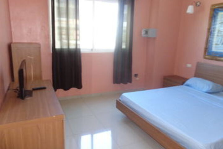Room 53 of 91