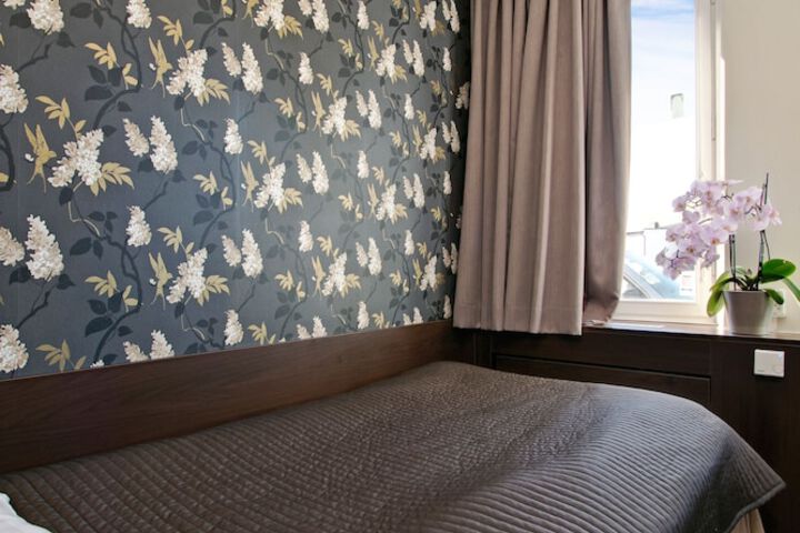 Room 11 of 41