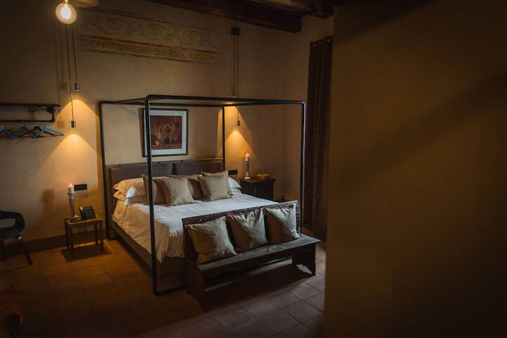 Room 7 of 62