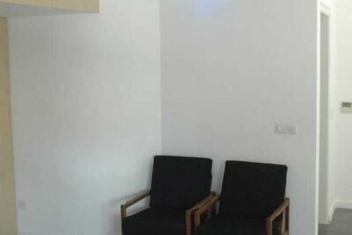 Room 9 of 15