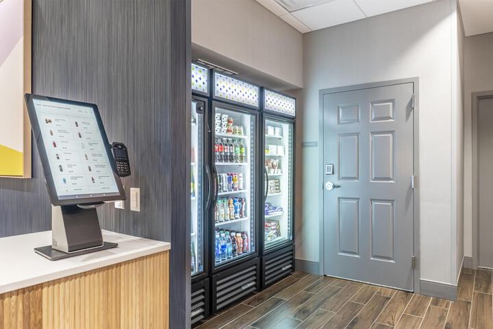 Snack bar