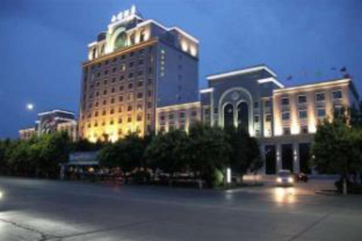 West Tour Hotel