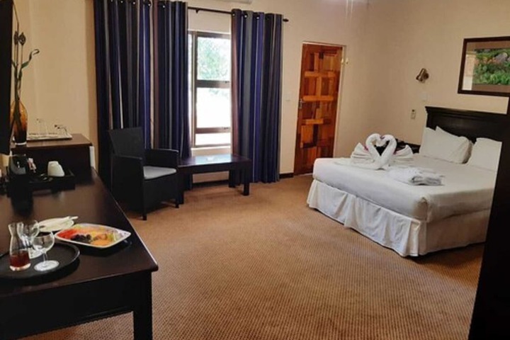 Room 28 of 138