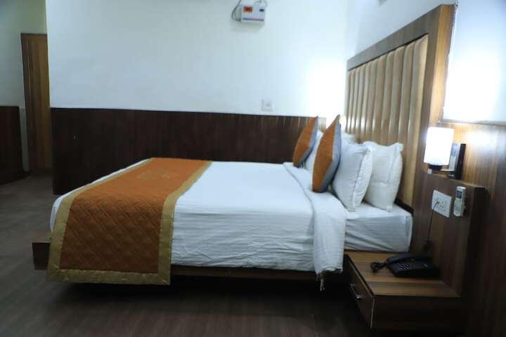 Room 67 of 178