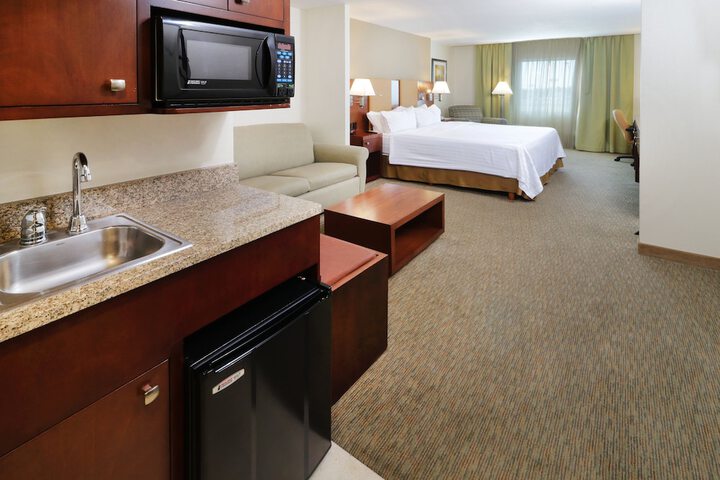 Room 20 of 111