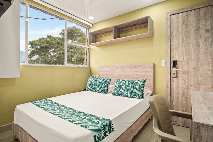 Room 20 of 53