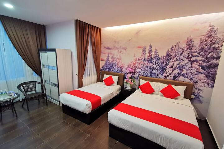 Room 21 of 38